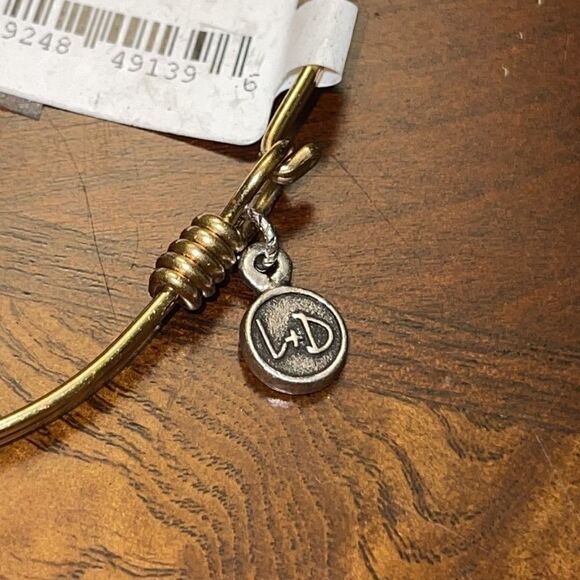 NWT Luca & Danni Born in the USA heart bracelet - Picture 7 of 9